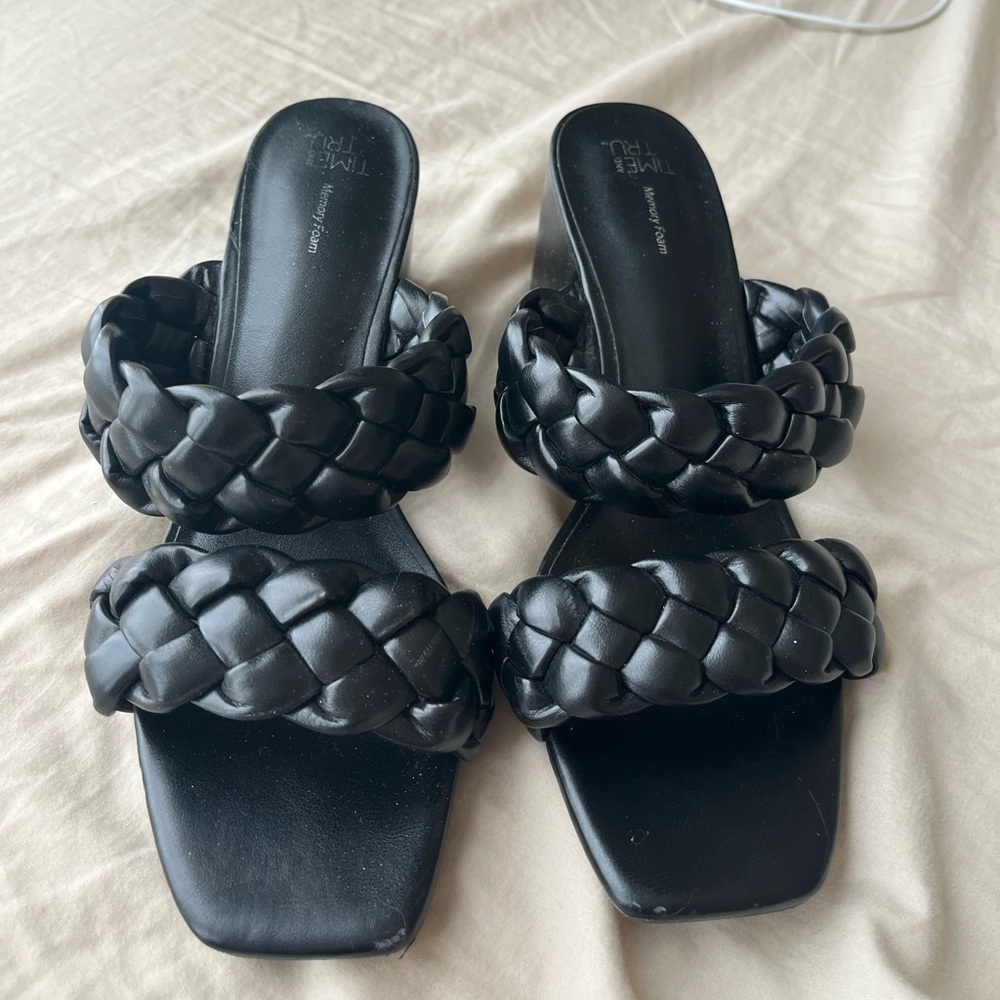 Cute TRENDY heels